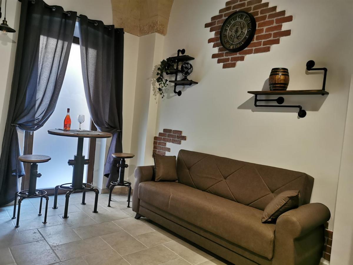 Loft Porta Sud Apartment บรินดิซิ ภายนอก รูปภาพ