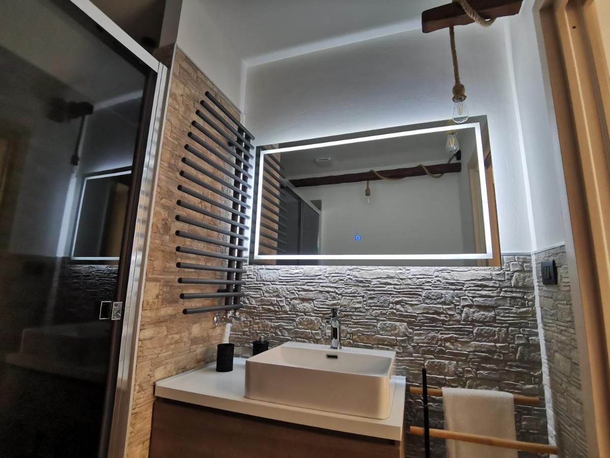 Loft Porta Sud Apartment บรินดิซิ ภายนอก รูปภาพ