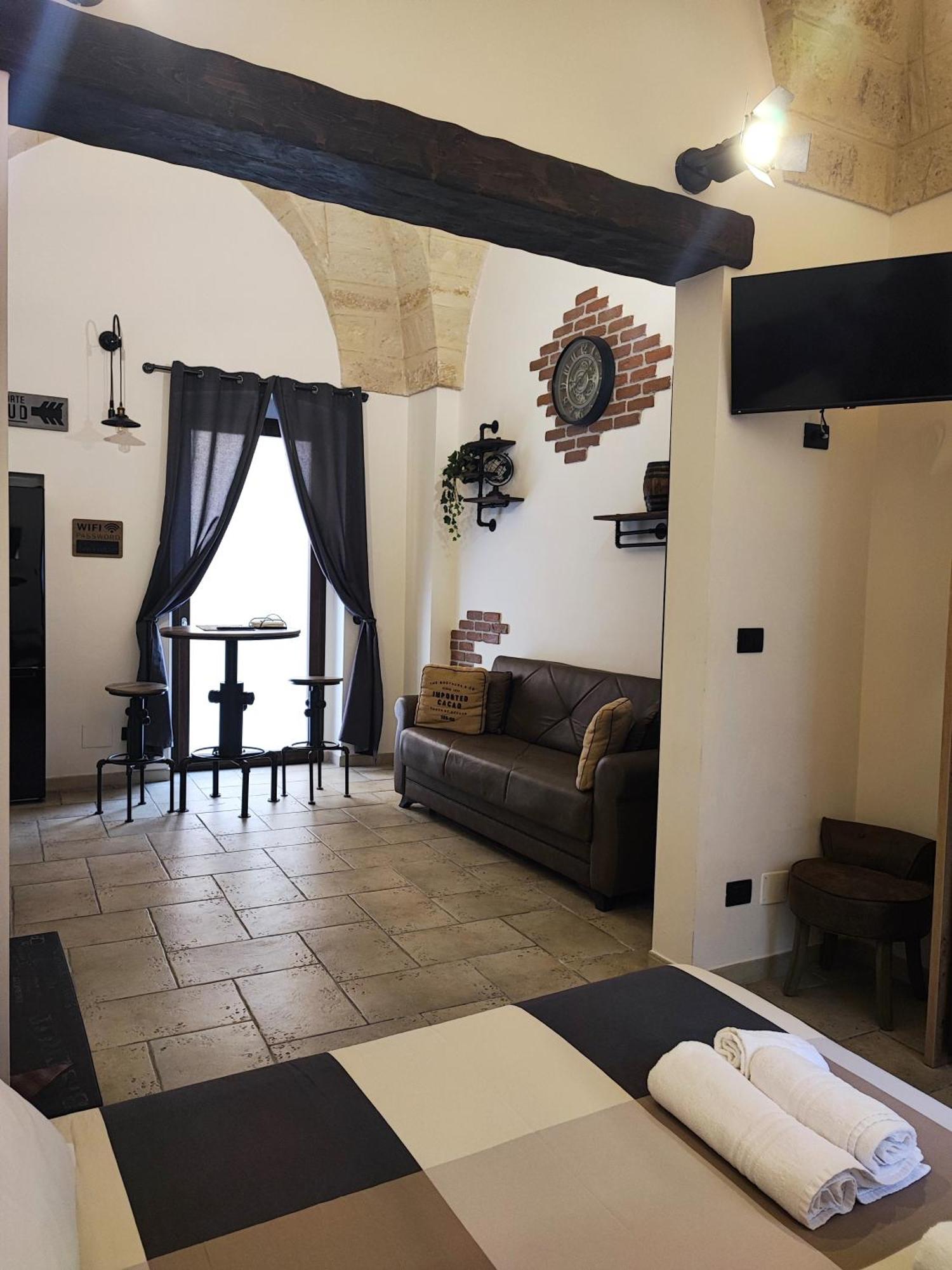 Loft Porta Sud Apartment บรินดิซิ ภายนอก รูปภาพ
